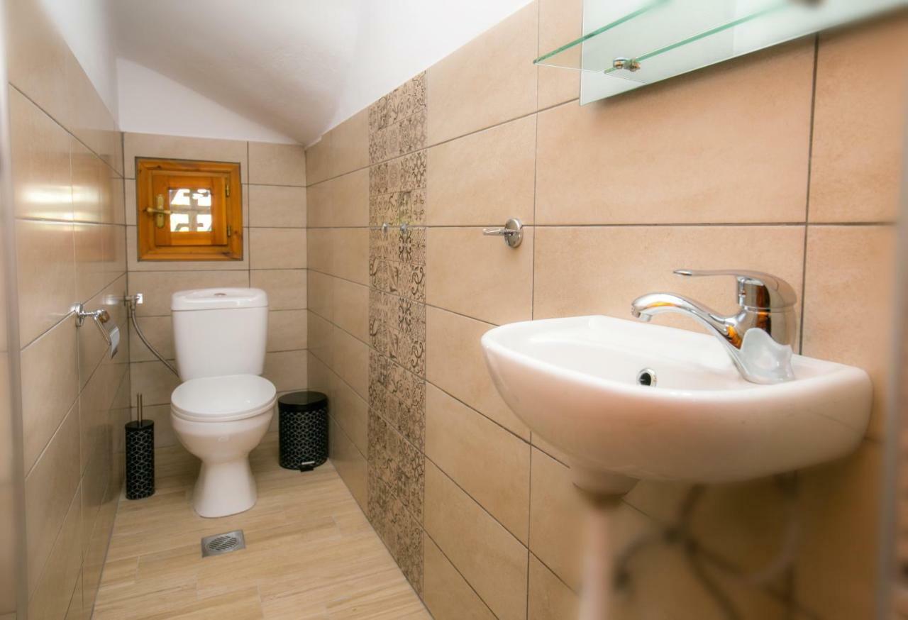 Sotiria Lux Villa *