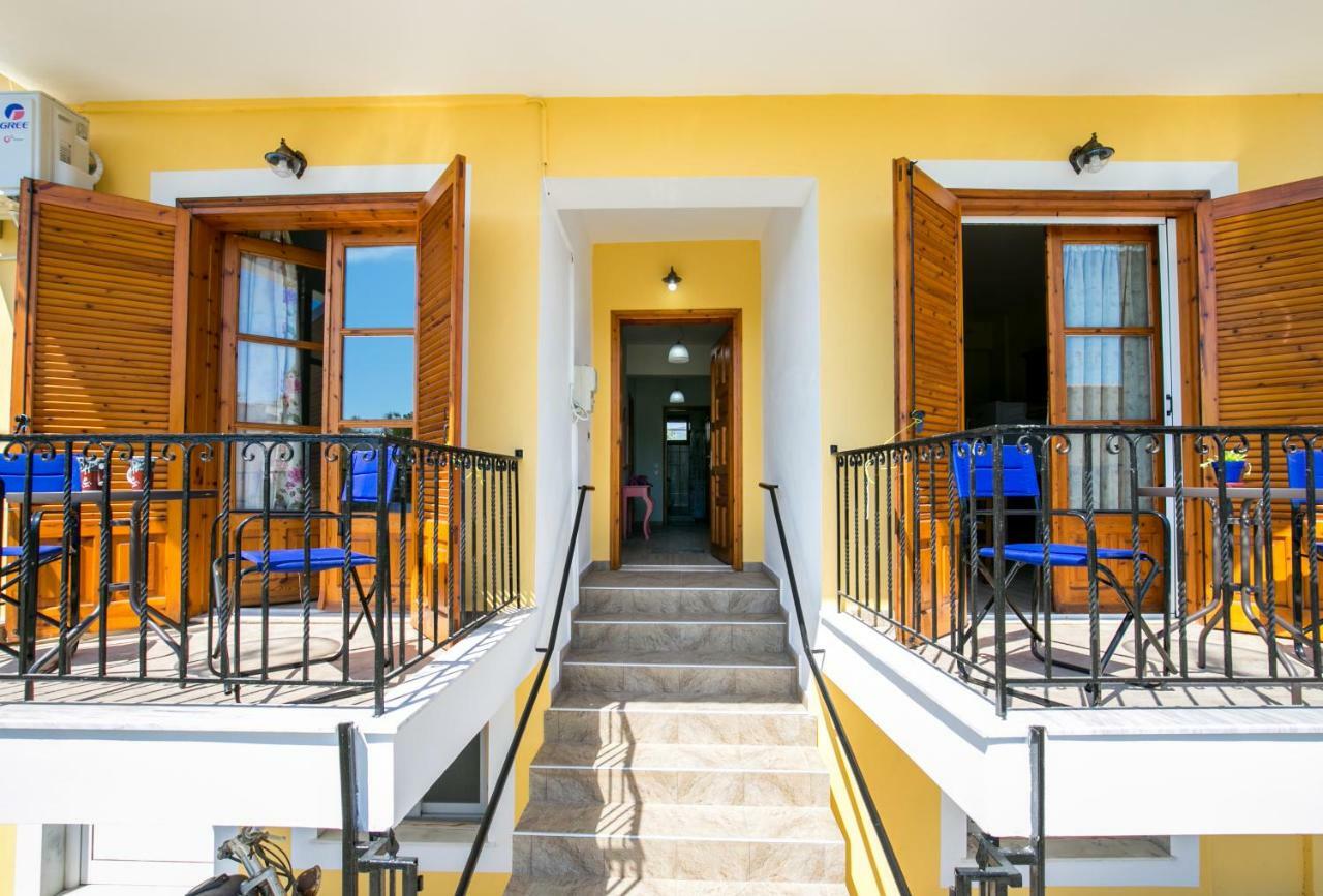 Sotiria Lux Villa *
